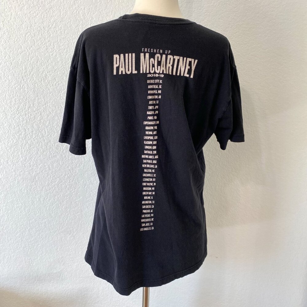 Paul McCartney Freshen Up Tour T-shirt Concert Merch S/M - Picture 3 of 4